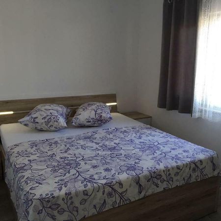 Apartman Ana Trogir Zewnętrze zdjęcie