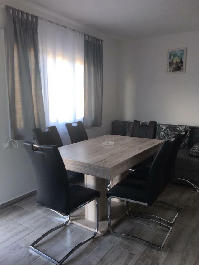 Apartman Ana Trogir Zewnętrze zdjęcie